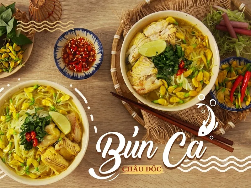 Tô bún cá Châu Đốc hấp dẫn với màu vàng đặc trưng, vị ngọt của cá và hương thơm của các loại rau đồng quê.